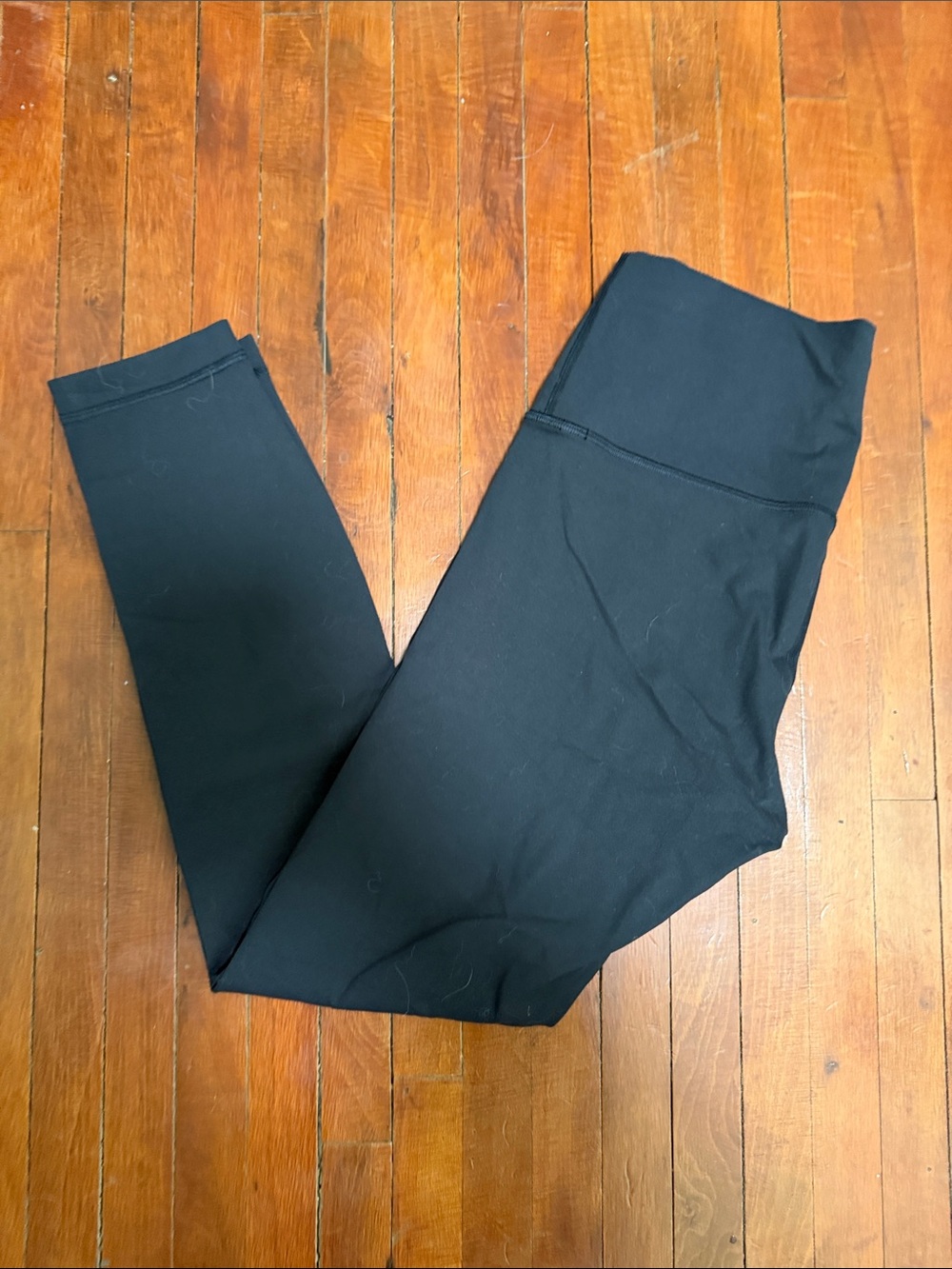 Lululemon Wunder Train 25” - Size 8 - Black